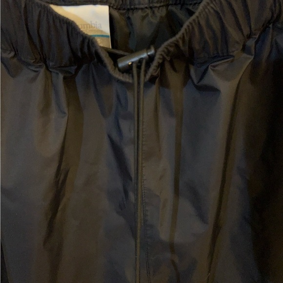 Columbia OMNI-TECH Rain / Hiking/
Snow Nylon Pants - Picture 3 of 8